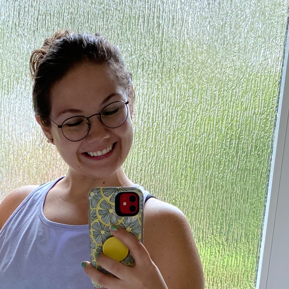 Meet your Posher, Lily